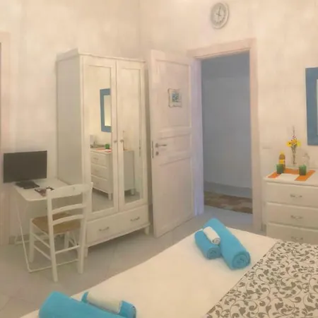 לינה וארוחת בוקר Casa Giada גאליפולי