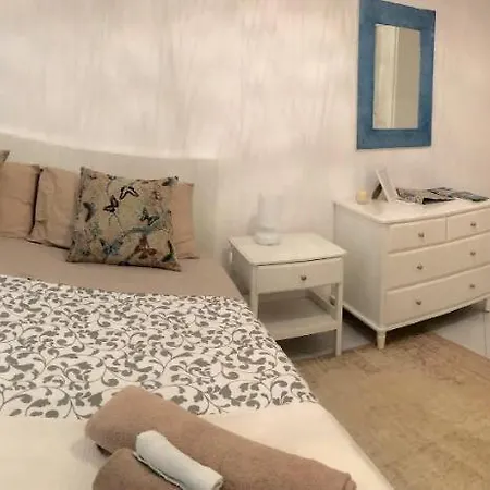 לינה וארוחת בוקר Casa Giada *